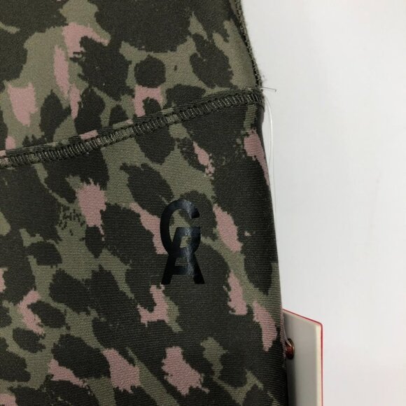 NWT  Good American The Ferocious Legging Green Pink Leopard Print Athletic XS - Picture 14 of 16